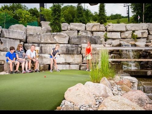 Cascade Putting Course