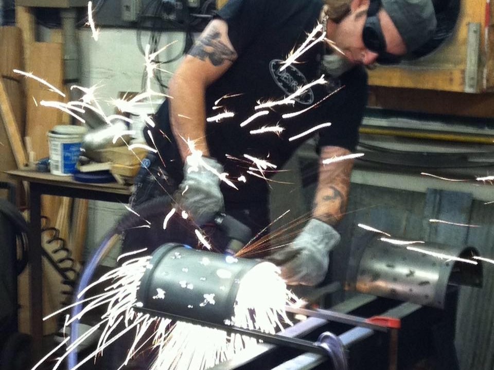 Desiron Custom Metal