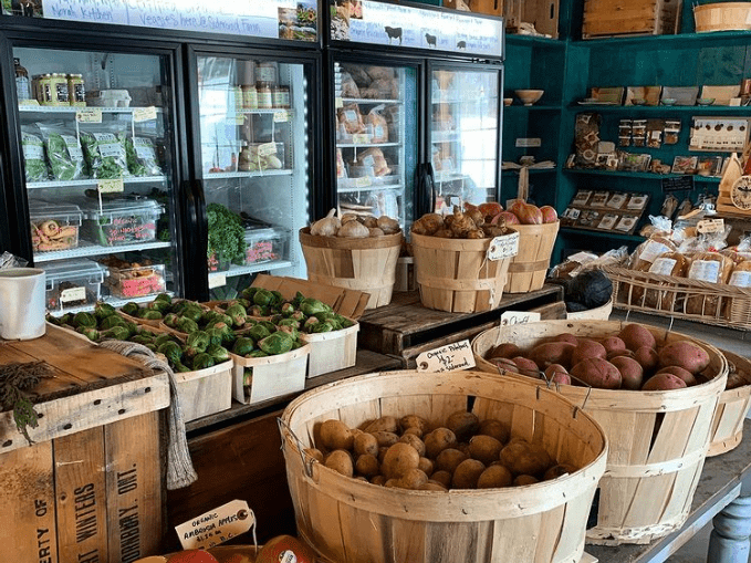 Sideroad Farm Store