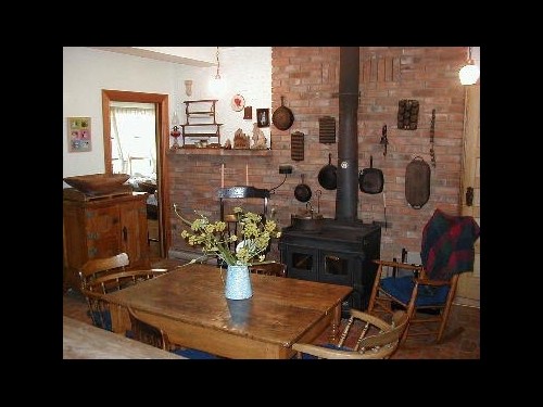 Kitchen View of B&amp;C Moses Bed &amp; Breakfast
