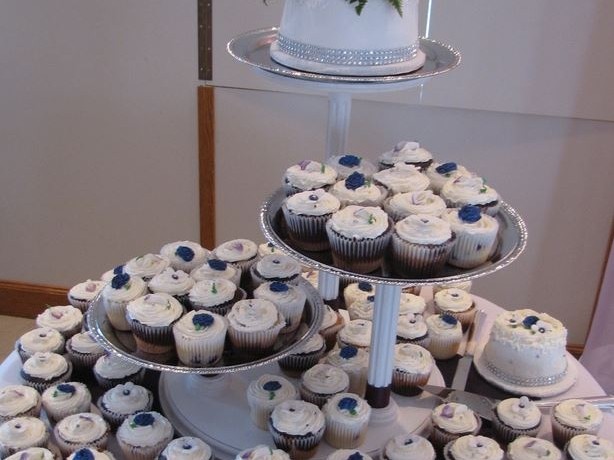 MarJenny Cakes & More