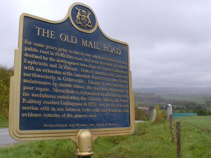 The Old Mail Road Heritage Plaque