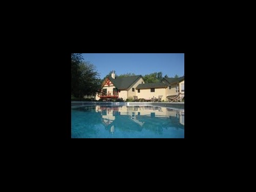 salt water pool at Inn