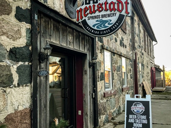 Neustadt Springs Brewery Exterior