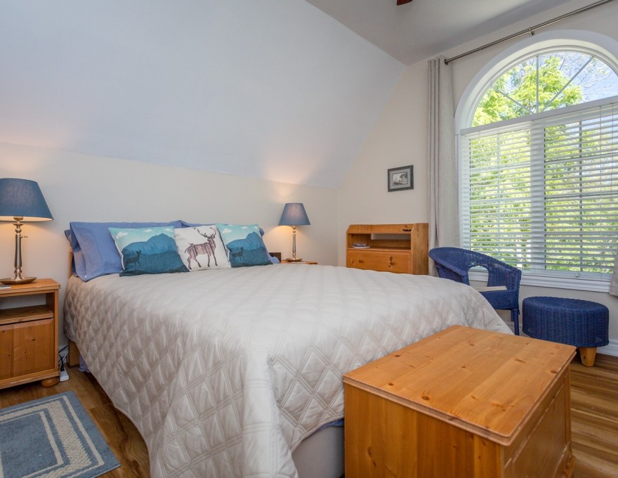 Escarpment Escape Bed and Breakfast