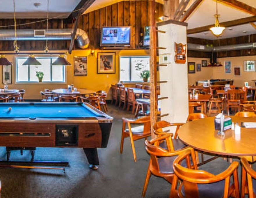 Bogey and the Blonde Restaurant