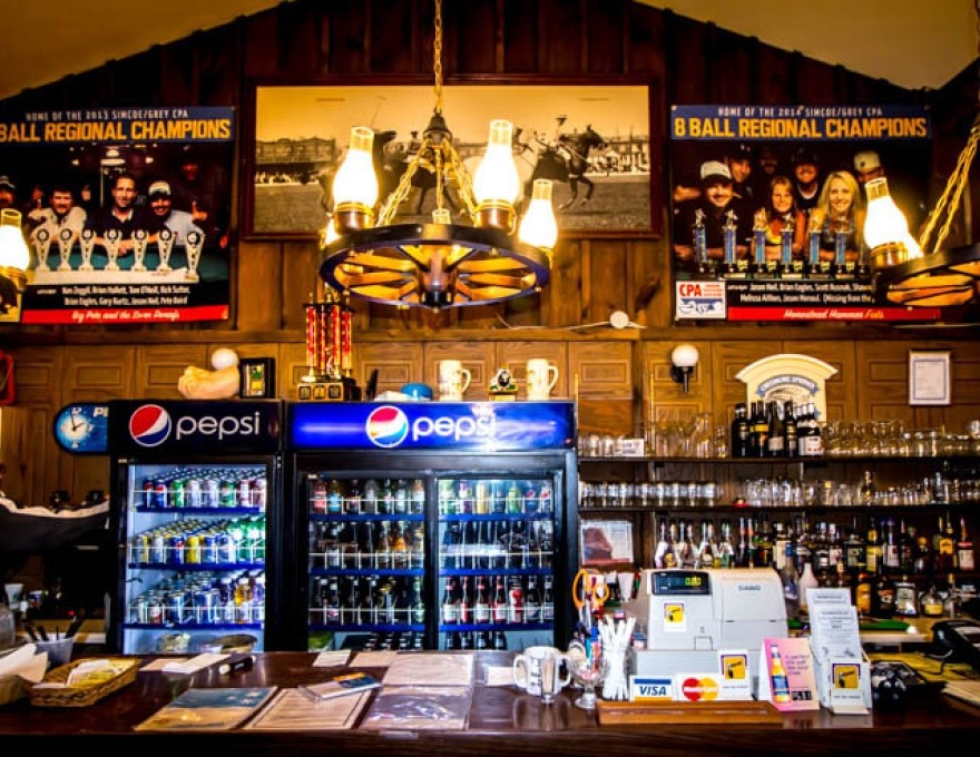 Bogey and the Blonde Restaurant