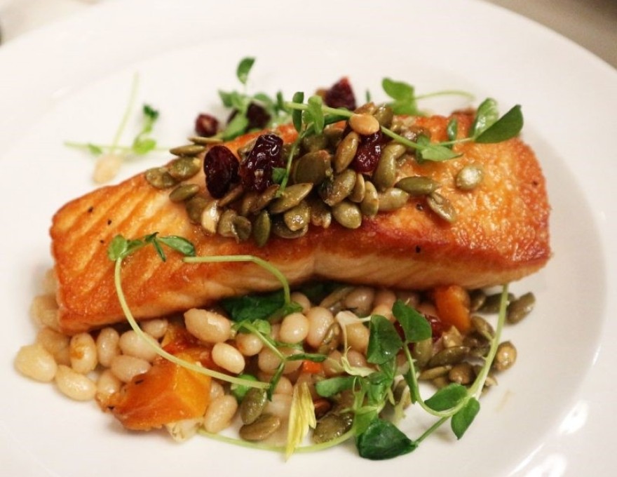 Sweetwater Restaurant at Cobble Beach