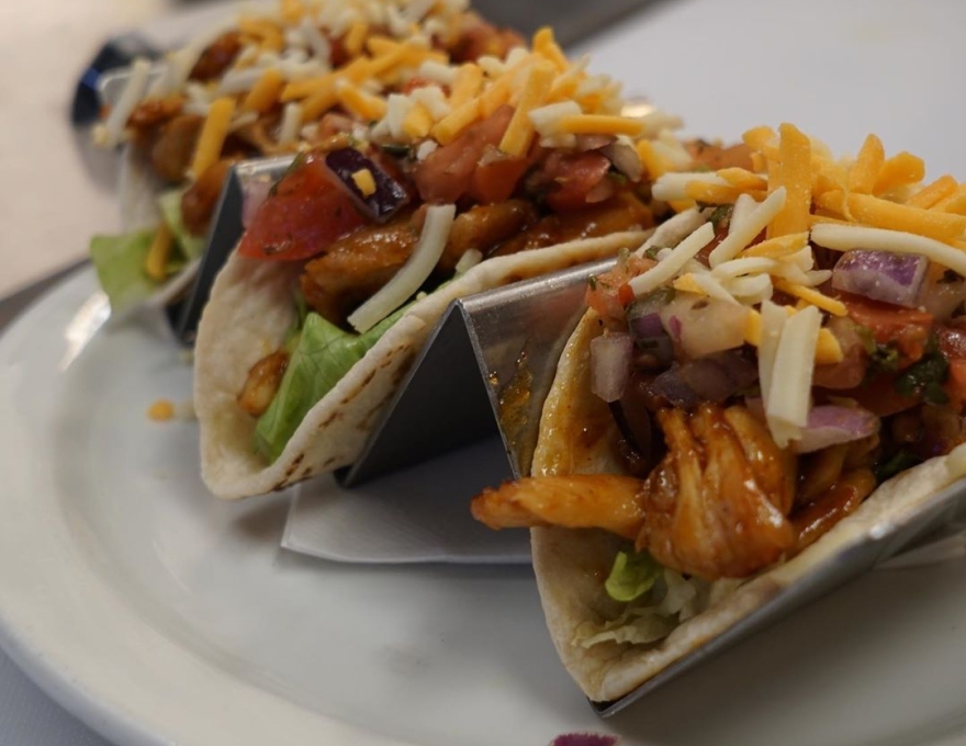 Winifred's English Pub