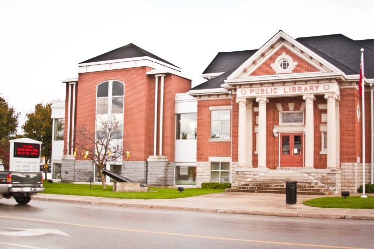Hanover Town Hall and Library
