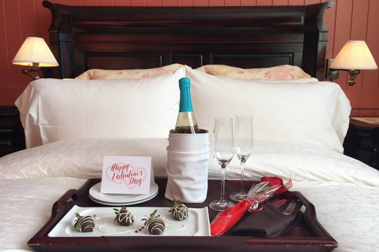 Cobble Beach Romantic Escape Package