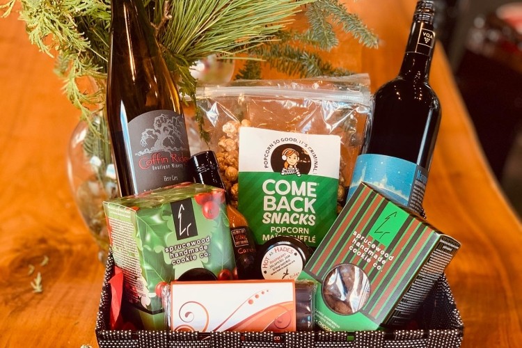 Coffin Ridge Christmas Baskets