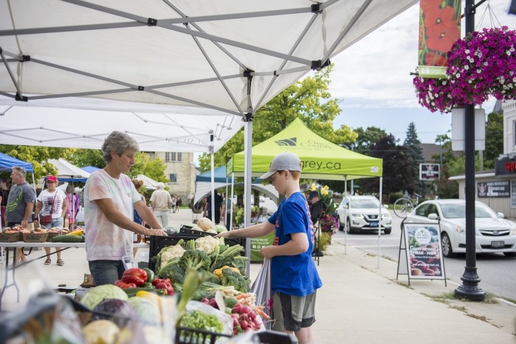 Hanover Eat Well Market