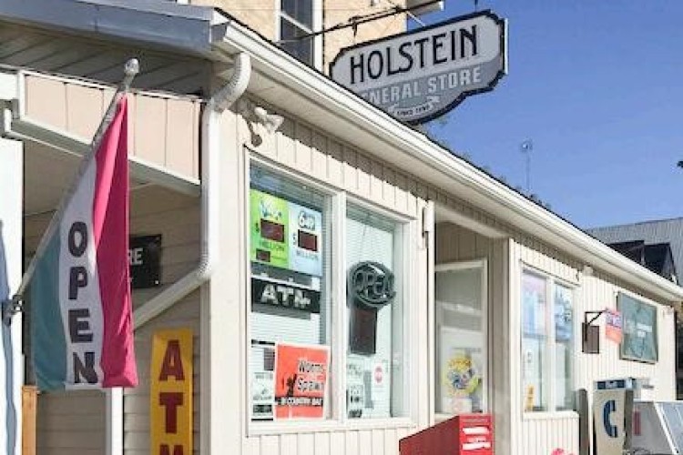 store front of the Holstein General Store