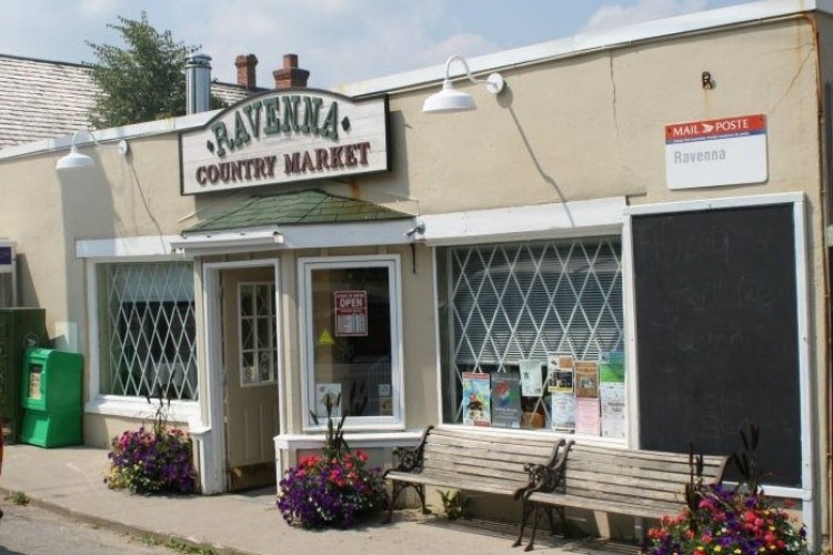 Store front of Ravenna County Market