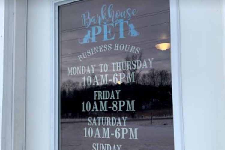 Barkhouse Pet