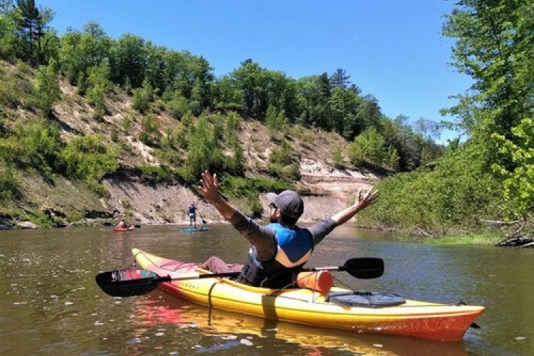 Free Spirit Tours Paddling