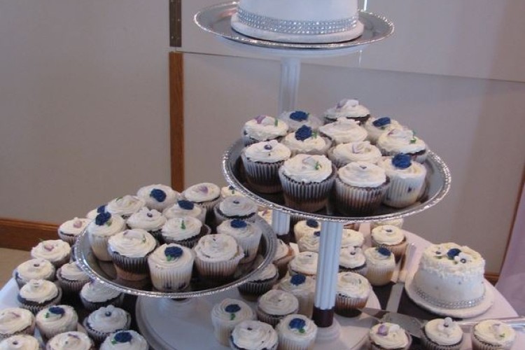 MarJenny Cakes & More