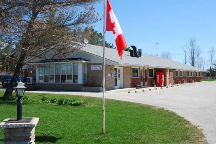 Shenstone motel exterior