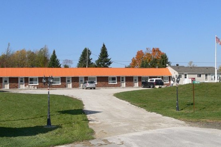 Springmount Motel