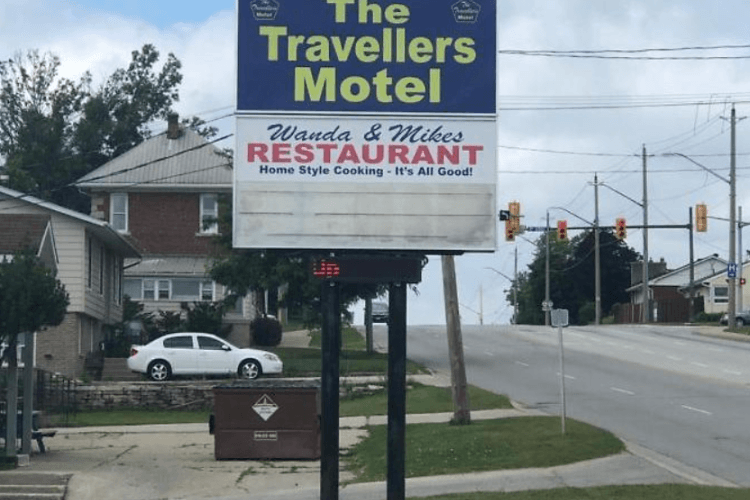 Travellers Motel