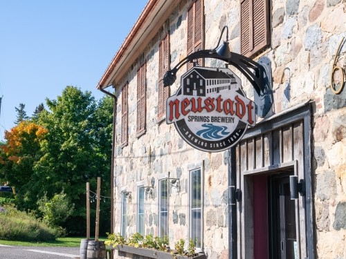 exterior of Neustadt Springs Brewery