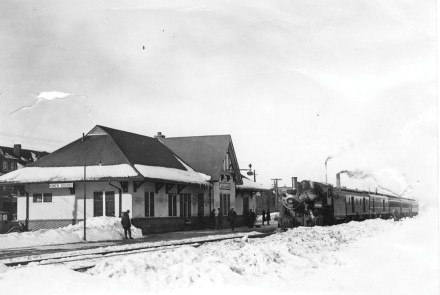 Exterior of the CNR Rail Station, now the Owen Sound Visitor Information Centre