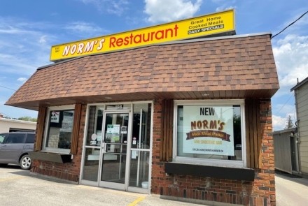 Norm's Restaurant